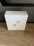 Apple airpods 2 Magsafe charging case