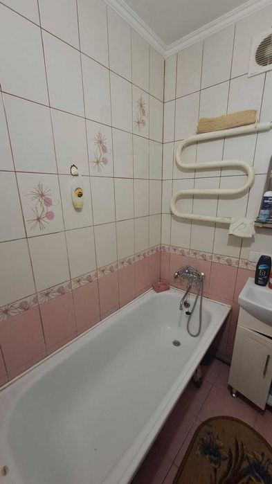 3К Хороший стан, середній поверх!  Виставка!