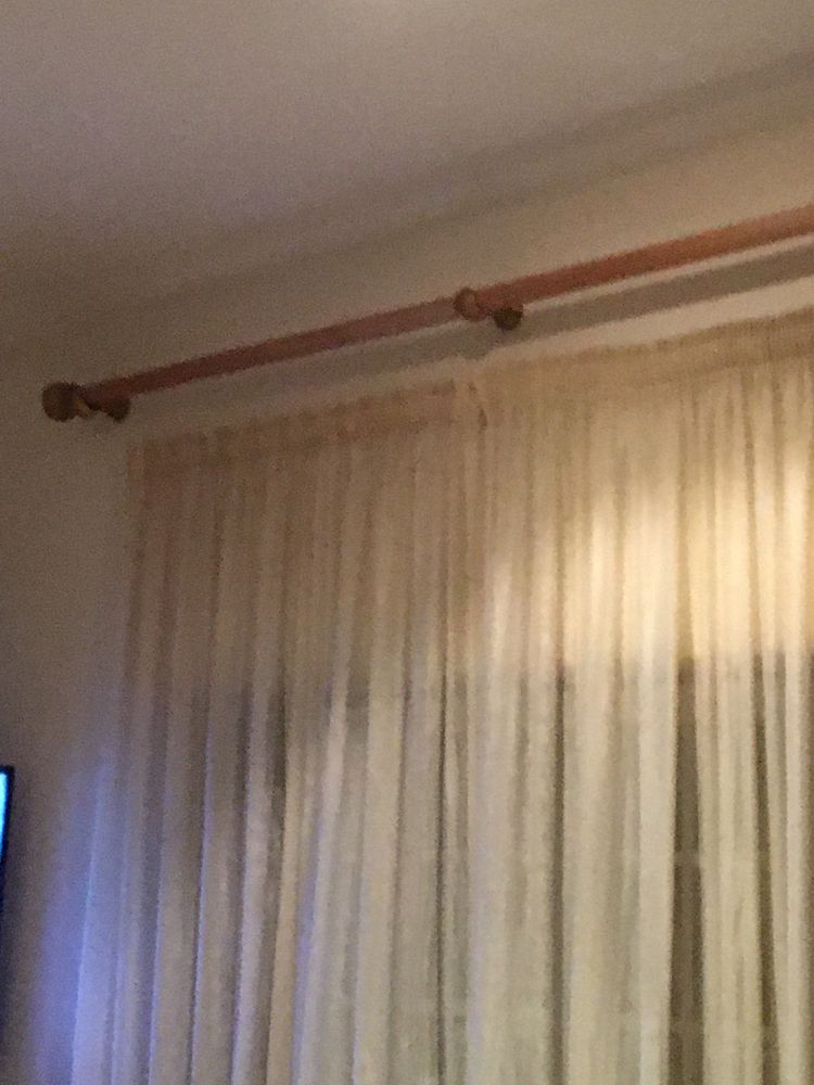 Cortinados de sala com pendentes