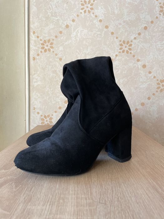 Боботи ботфорти чорні жіночі 37 розмір