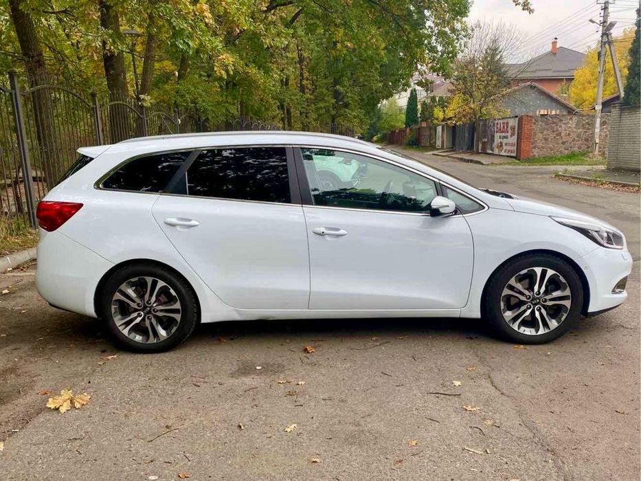 Кіа Сееd 2013 року