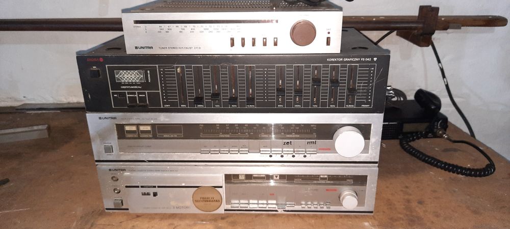 Trzy segmenty Unitry i Diory do przeglądu