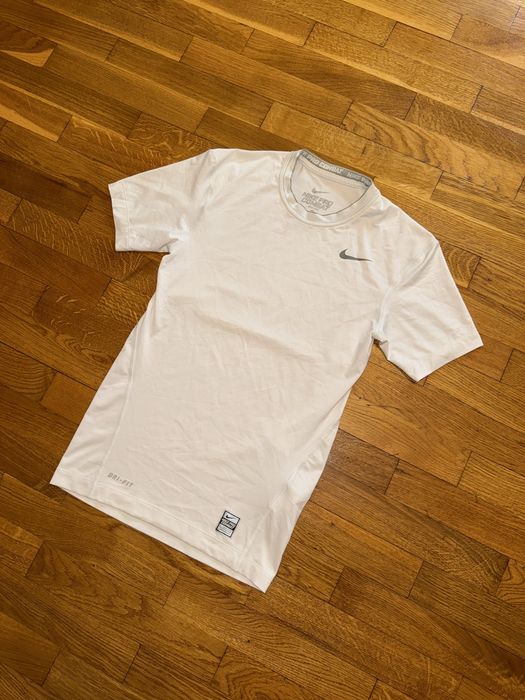 Спортивна футболка рашгард Nike Pro Combat Reebok