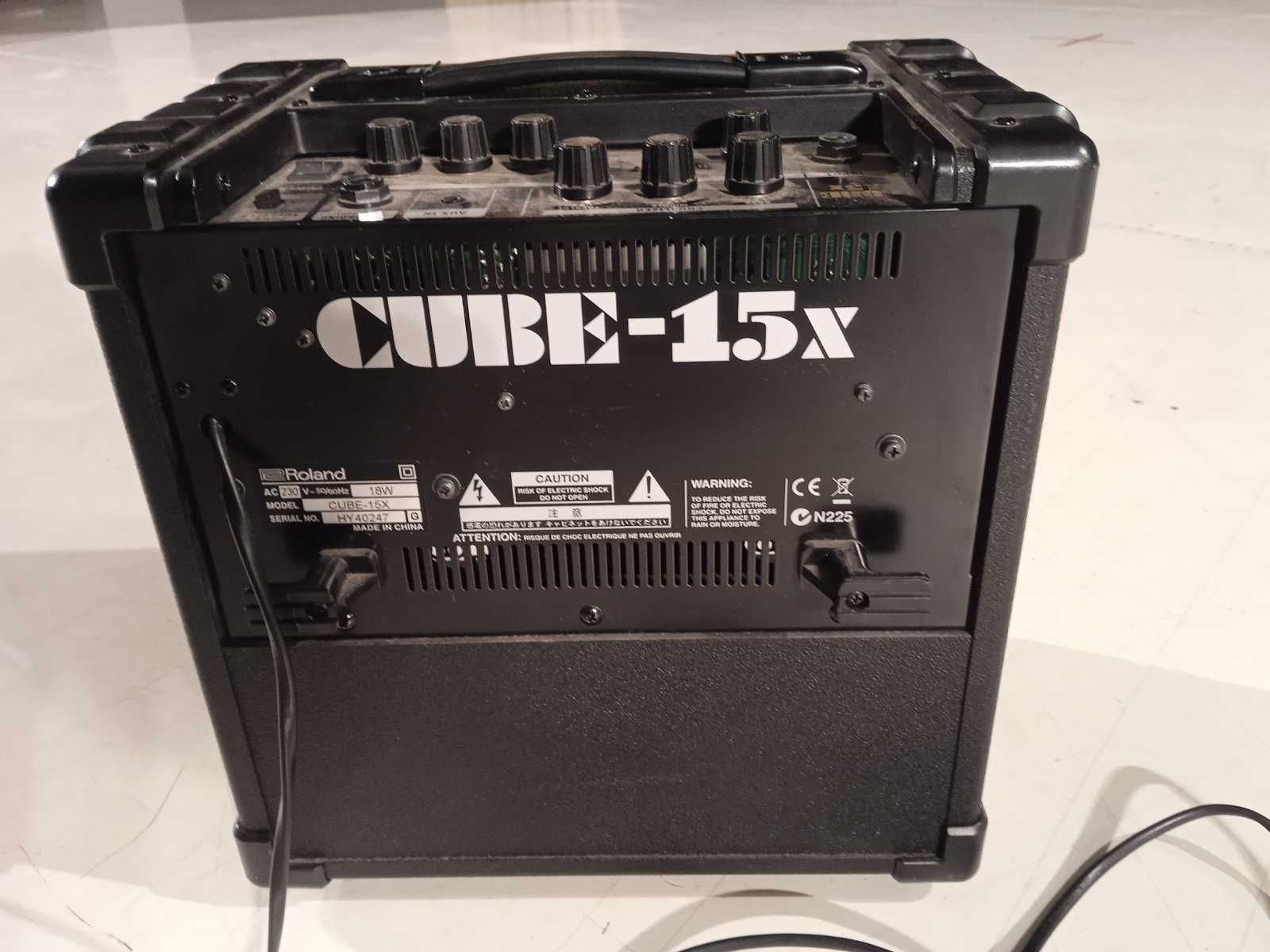 Комбопідсилювач Roland Cube 15x