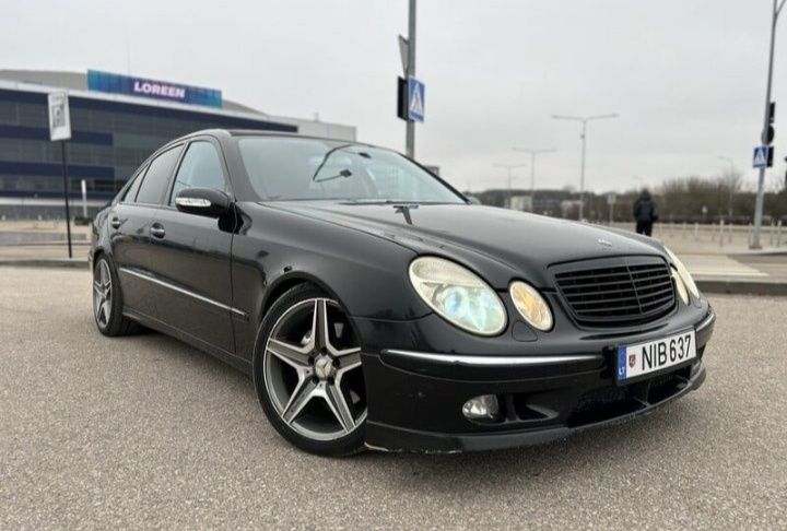 Комплект бампер фари капот крила Mercedes 211. Розборка