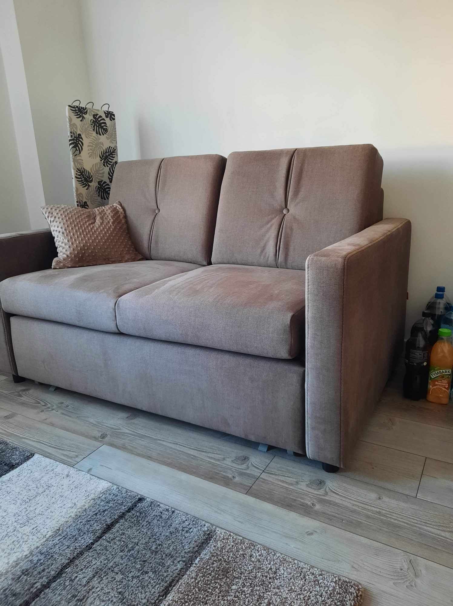 Sofa dwuosobowa rozkładana