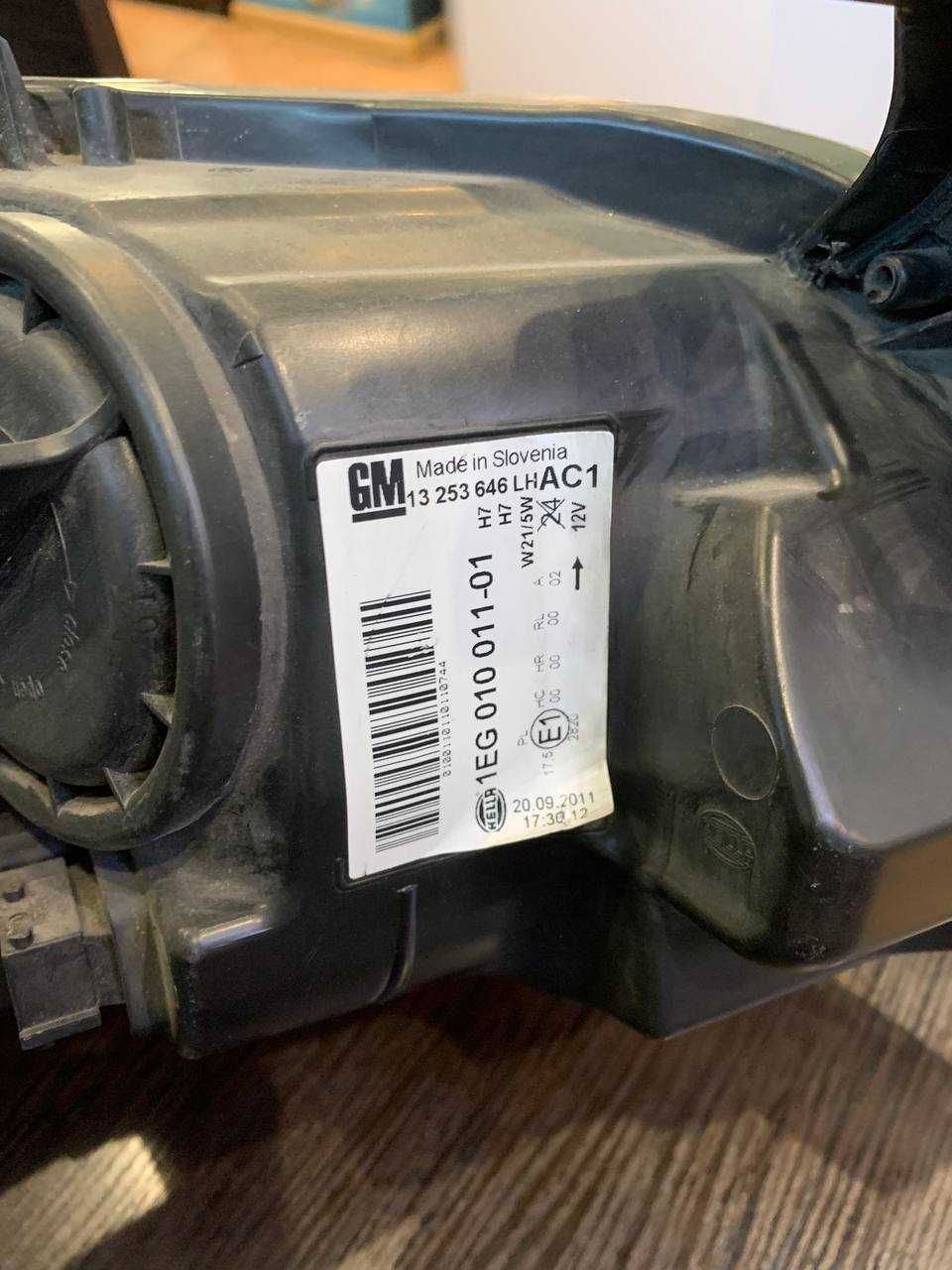 Фара левая передняя Opel astra jiv 2009-2012. 13253646