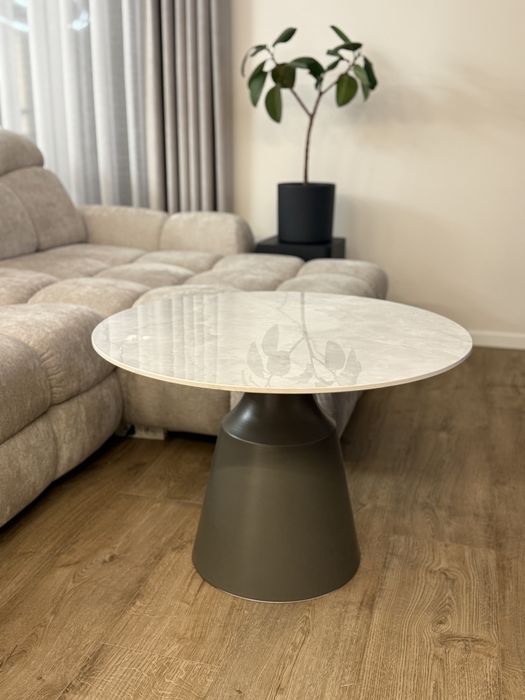 Stolik kawowy imitacja marmuru, ceramiczny blat