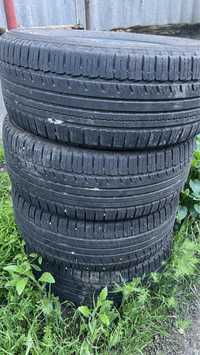 Летняя резина Nokian 235/55 R17