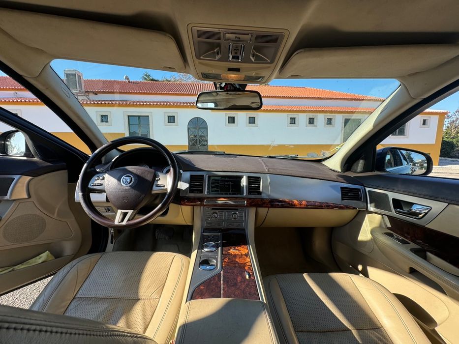 Jaguar XF Premium Luxury 3.000cc 241cv