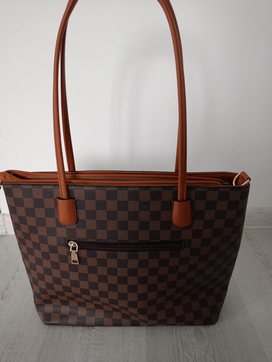 Torebka duża Louis Vuitton