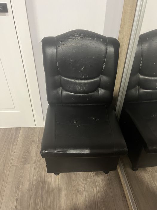 Крісло з нішею.