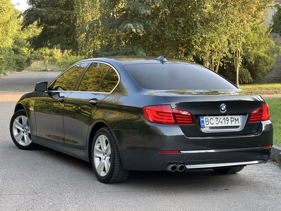 BMW 528i F10 автомат  БМВ