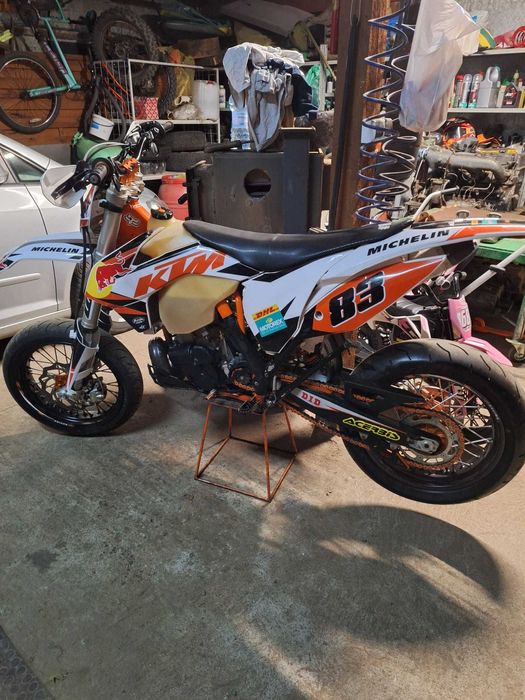 KTM EXC300 enduro/supermoto