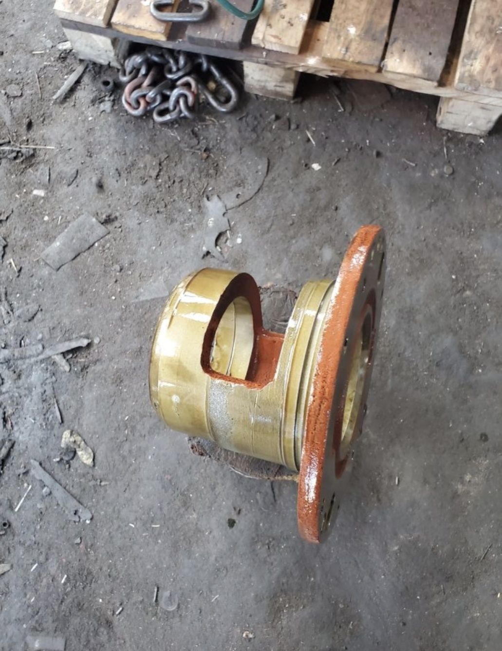 Задній міст мТз 80 82 892 1025 Стакан циліндричка МТЗ Корпус вала МТЗ