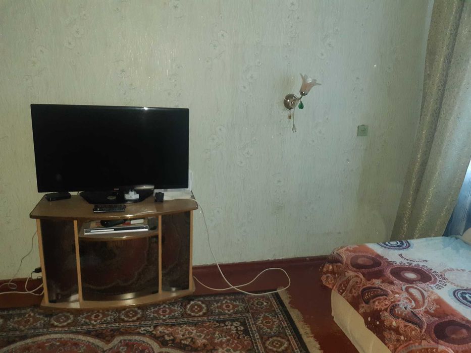 Сдам теплую 2 к/к квартиру в районе пр. Мира