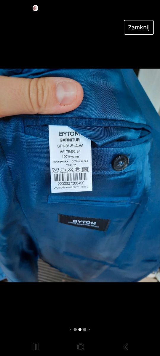 Śliczny garnitur firmy Bytom