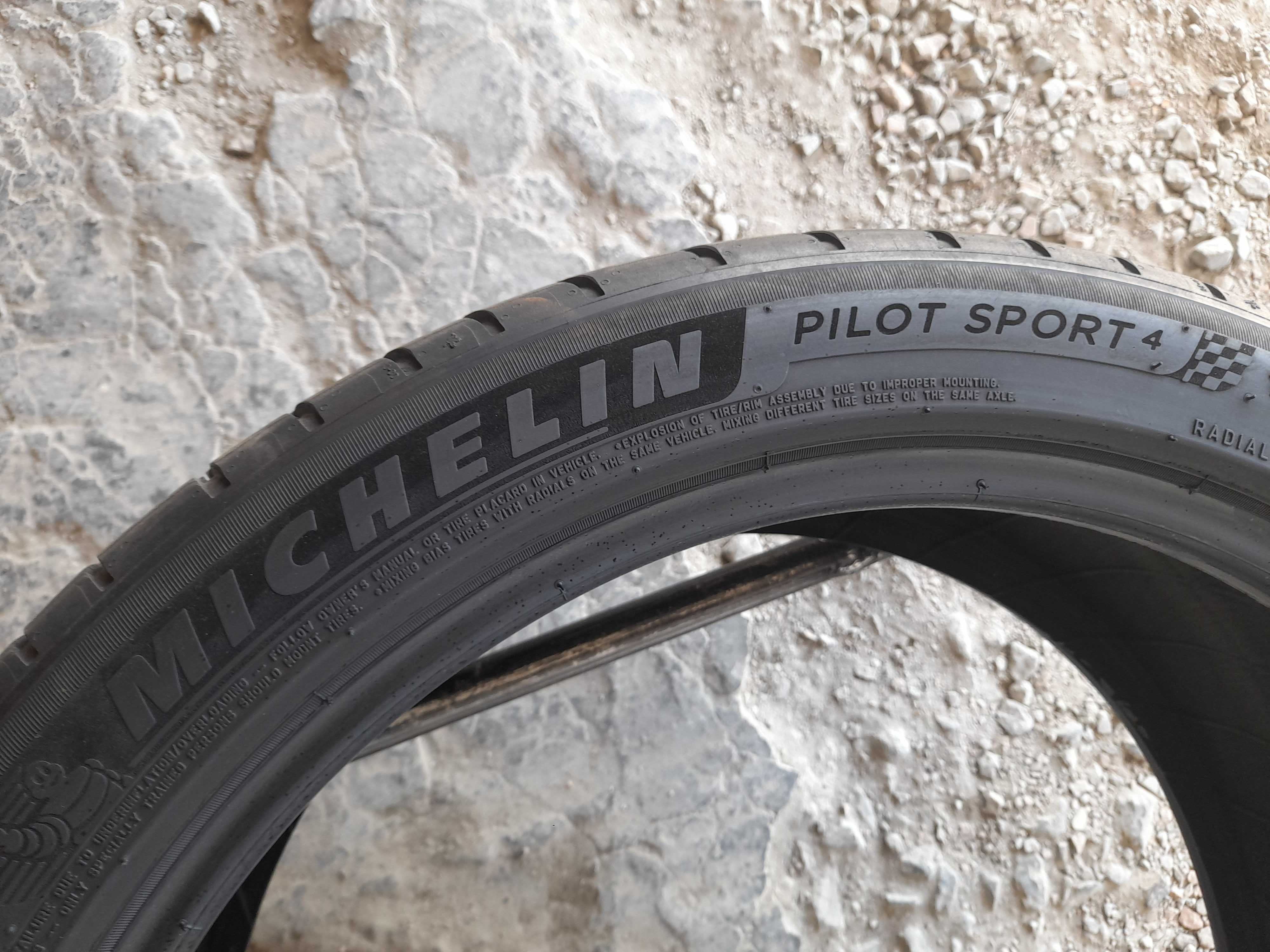 Літні шини 225/45 R19 Michelin pilot sport 4	2020рік