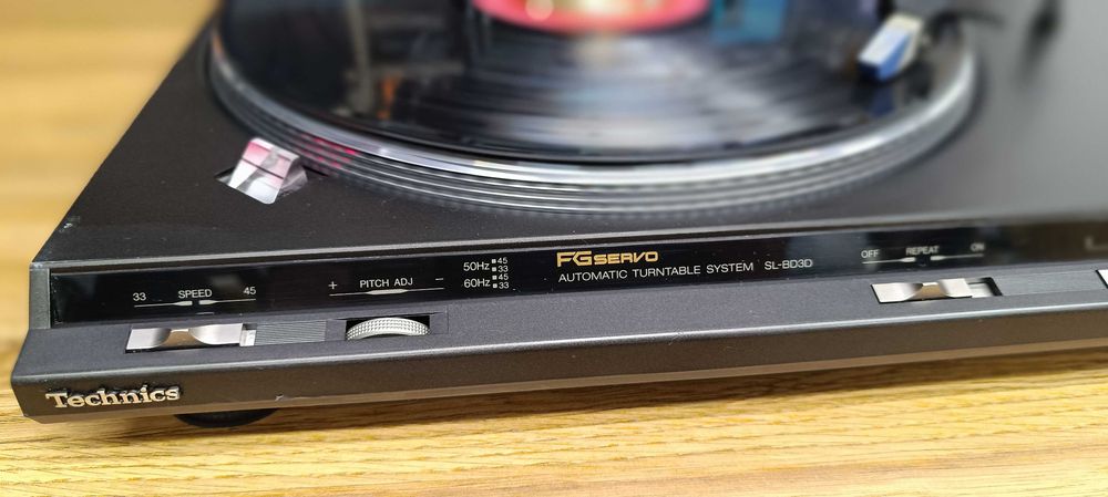 Вініловий програвач Technics SL-BD3D  (є відео роботи)