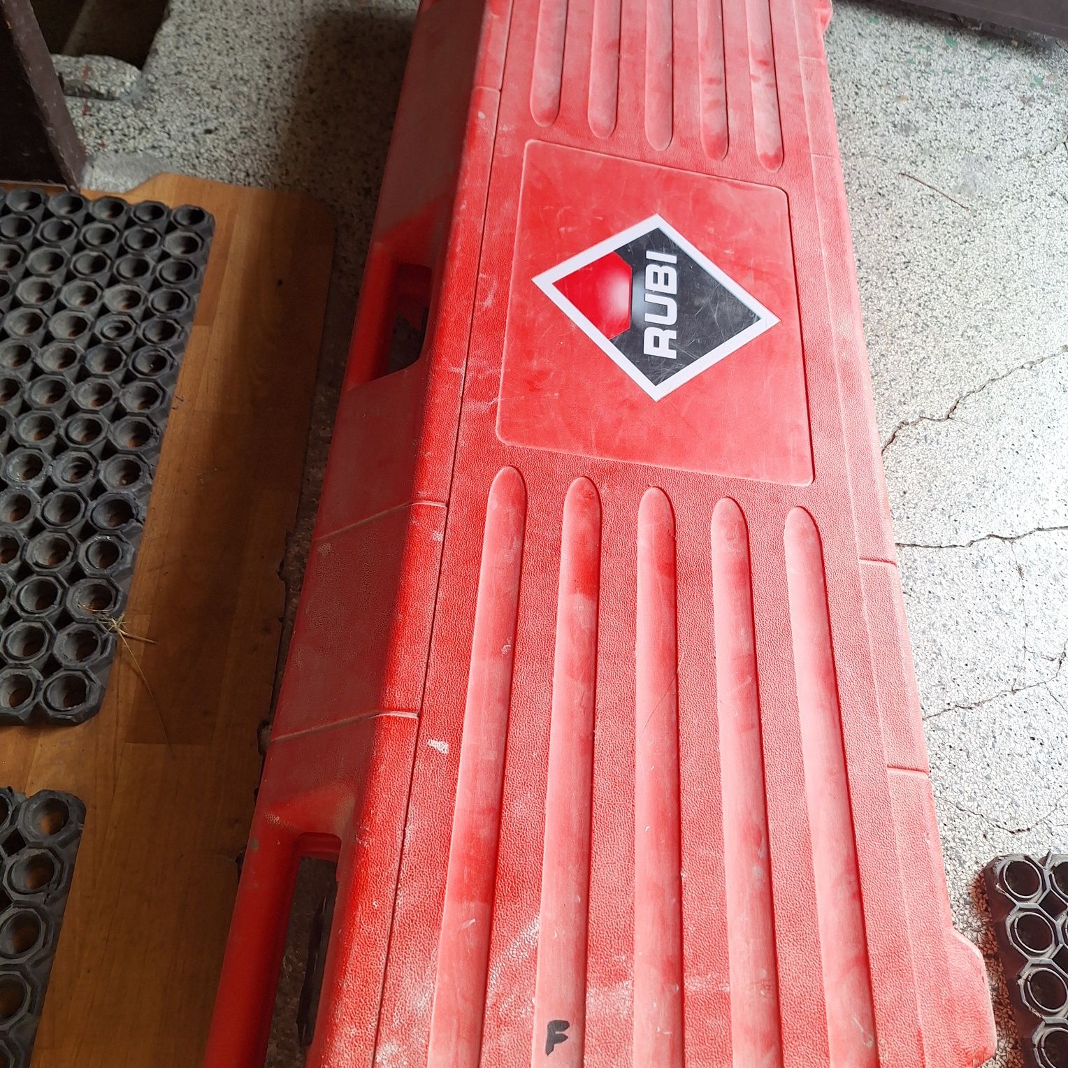 Przecinarka RUBI TX- 1020MAX do gresu u ceramiki