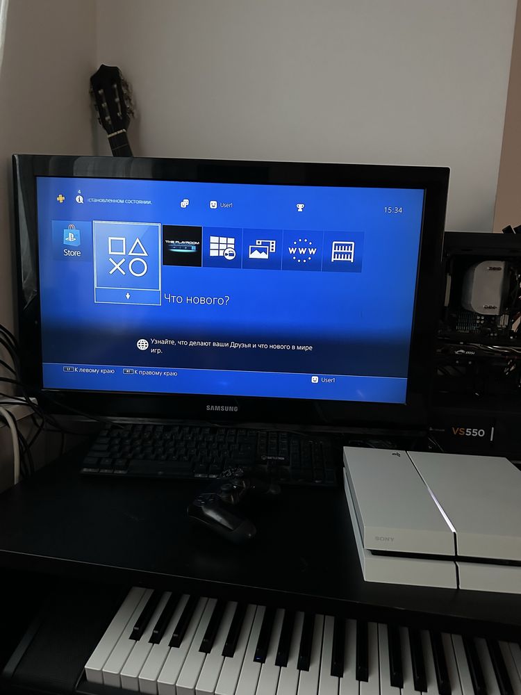PS 4 + 2 контролера і 3 ігри