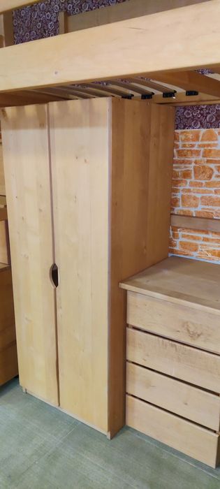 Деревянный комплекс в детскую