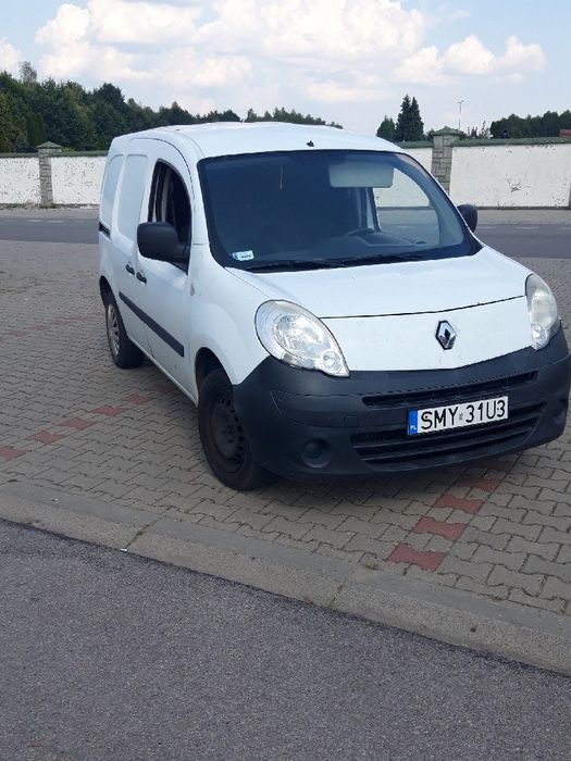 Renault Kangoo…………