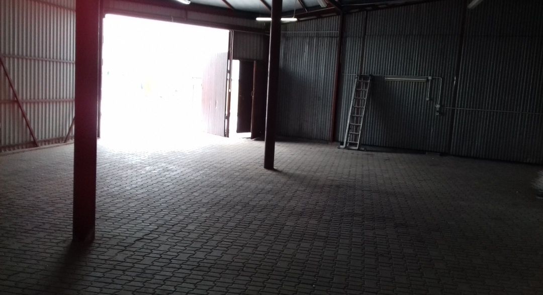 Magazyn 150m² z rampą