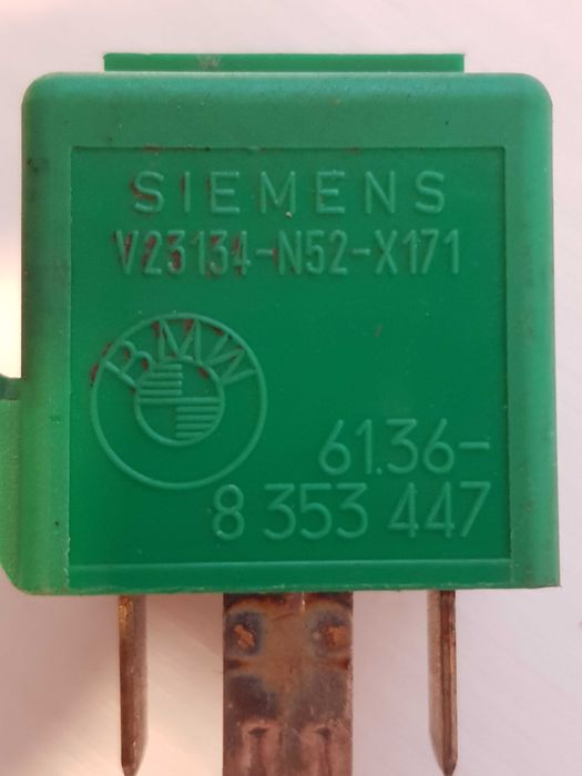 Реле BMW/БМВ оригинал SIEMENS V23134-N52-X171 (61.36-8 353 447)