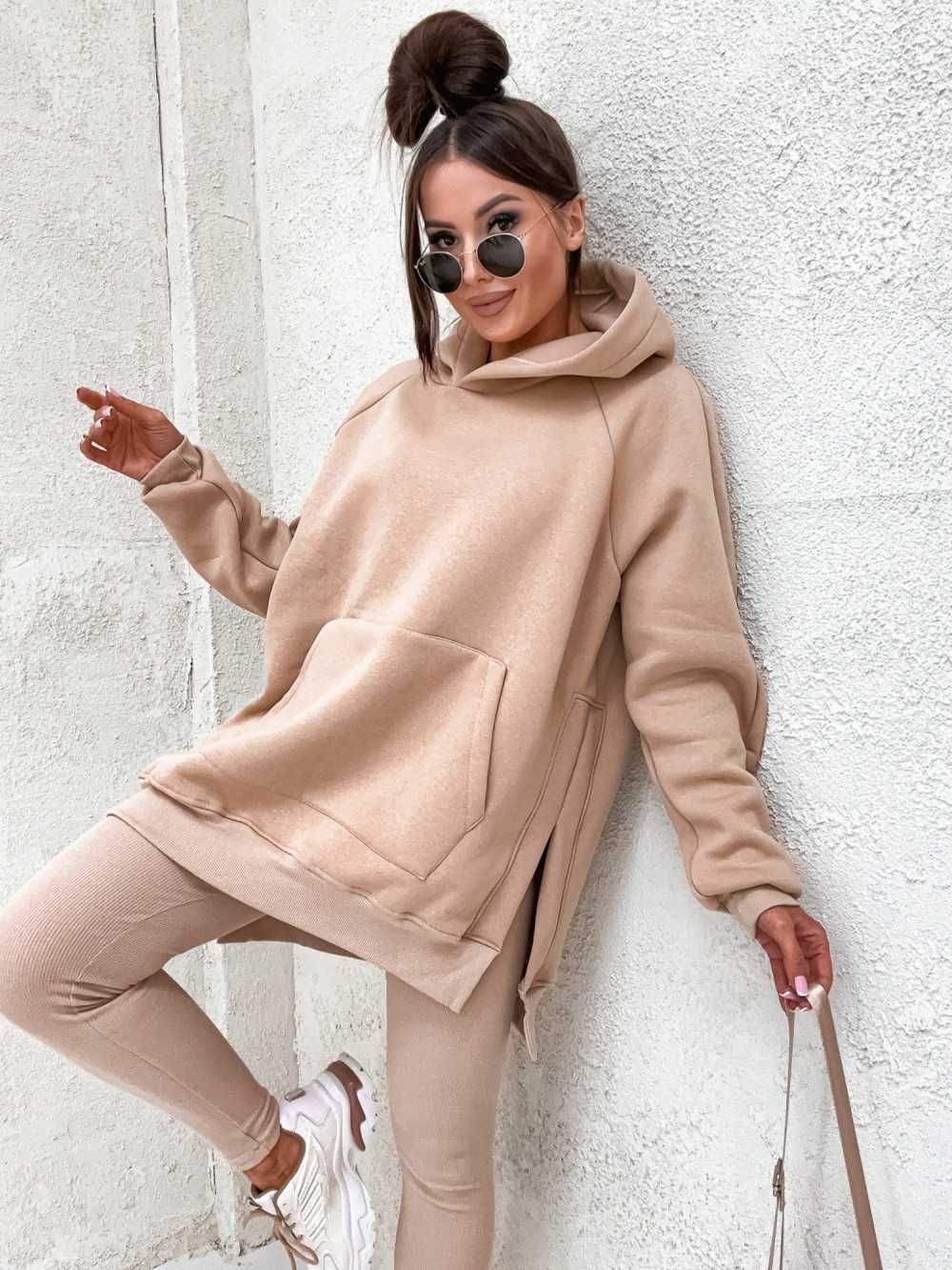 Komplet dresowy damski z rozcięciem Beżowy legginsy + bluza Universal