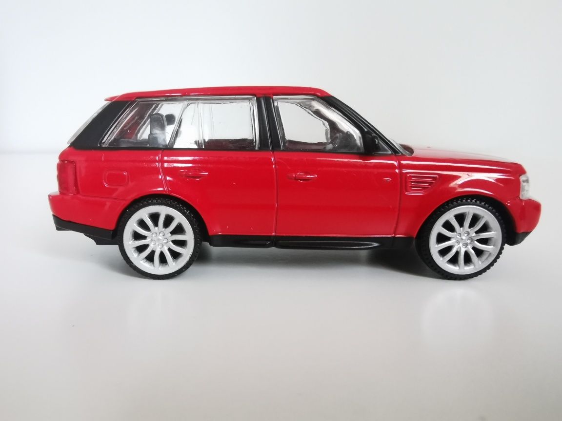 Rastar Autko Model Land Rover Range Rover Sport 1/43 Czerwony