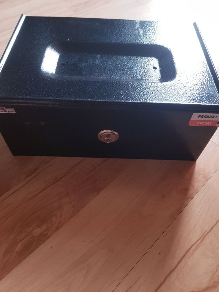 Metalowa kasetka sejf  TG Metalkas typ TG -1P