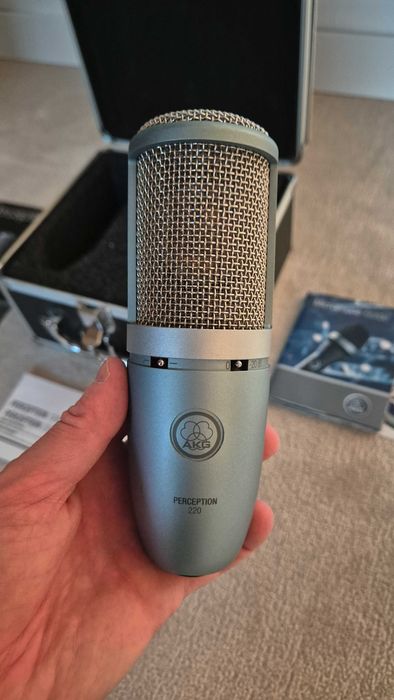 AKG Perception P220 – mikrofon pojemnościowy • stan bardzo dobry