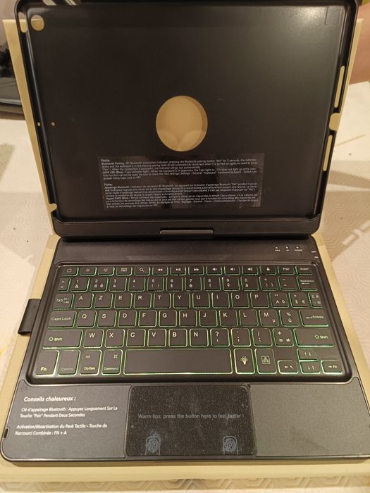 Wireless Keyboard64552292279683120