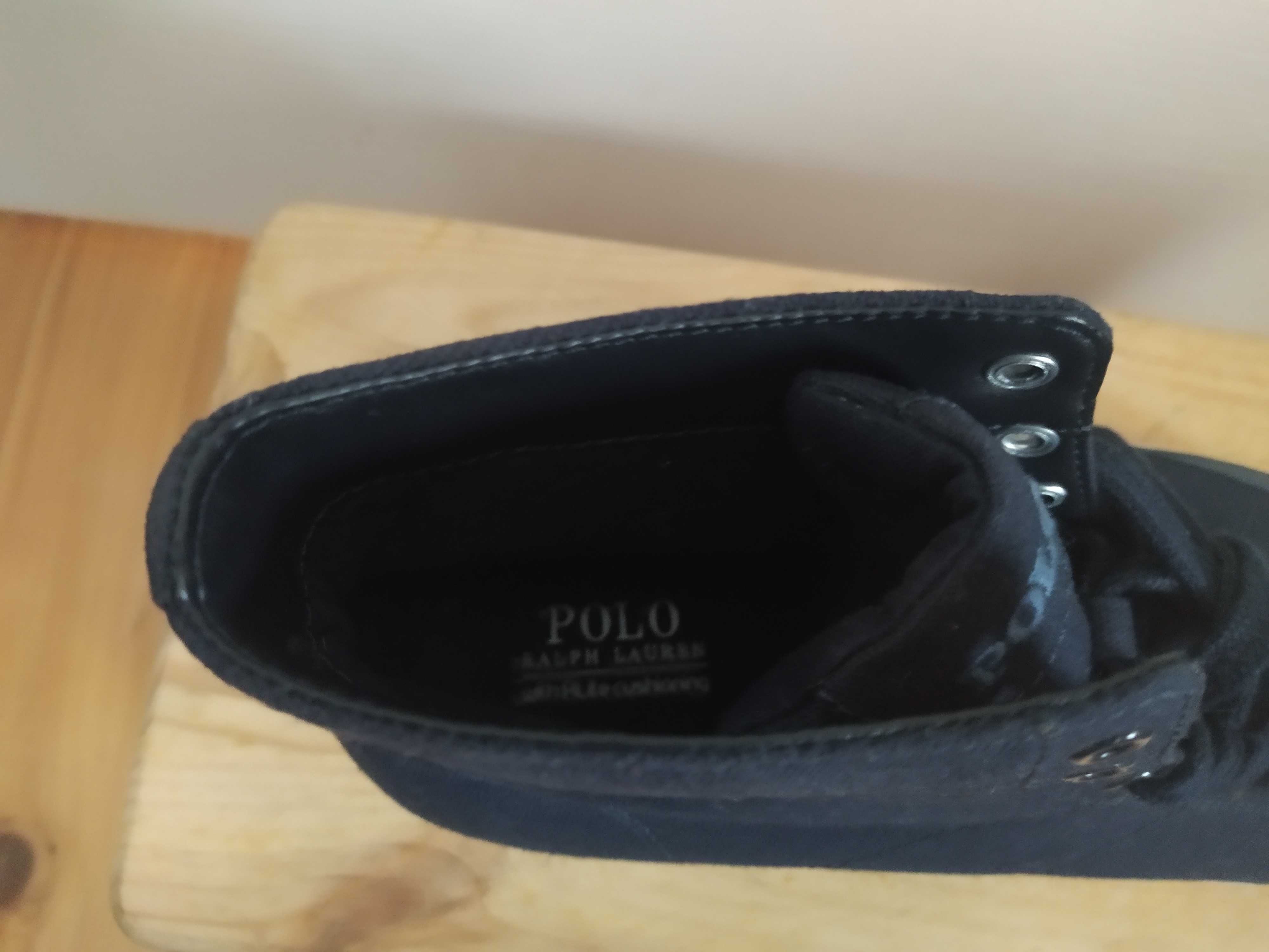 Buty sportowe marki POLO.