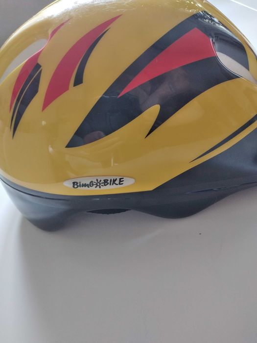 Uniwersalny kask BIMBO BIKE na rower wrotki deskę w pełni sprawny S