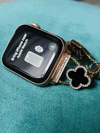 Продам Apple Watch 5 44mm