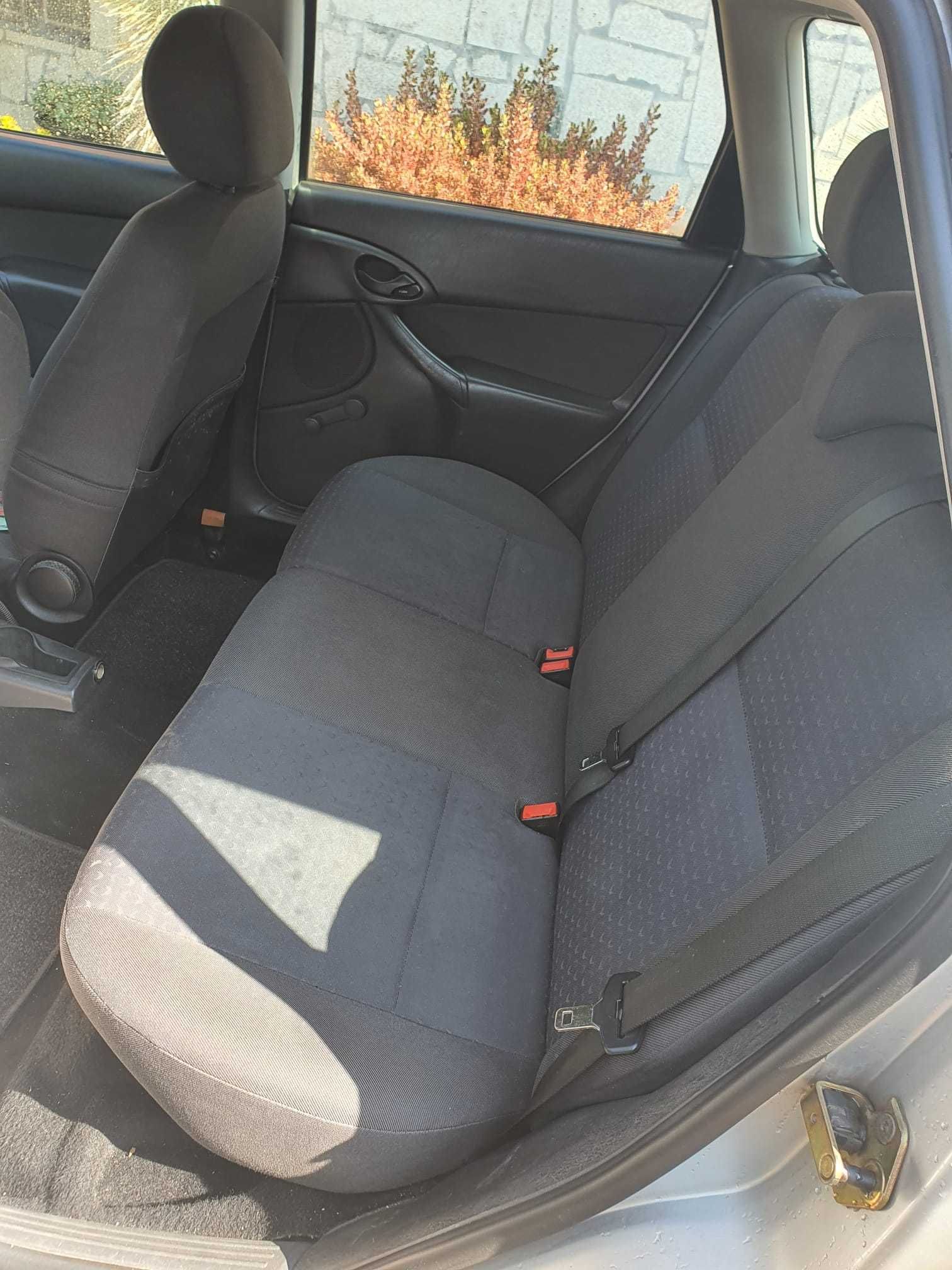 Ford Focus SW 1.4 Gasolina
