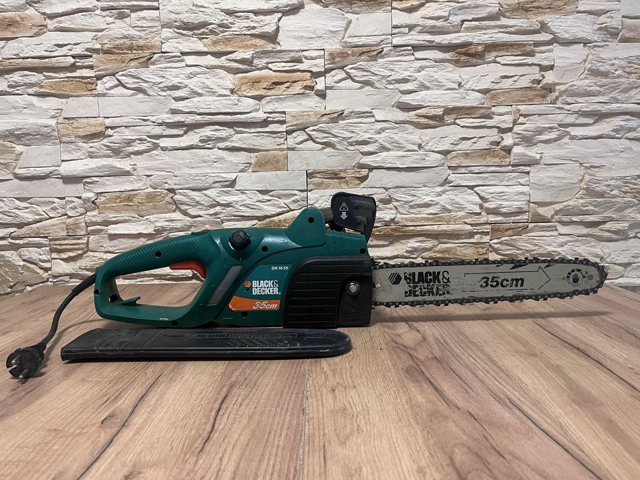 Piła łańcuchowa elektryczna Black&Decker