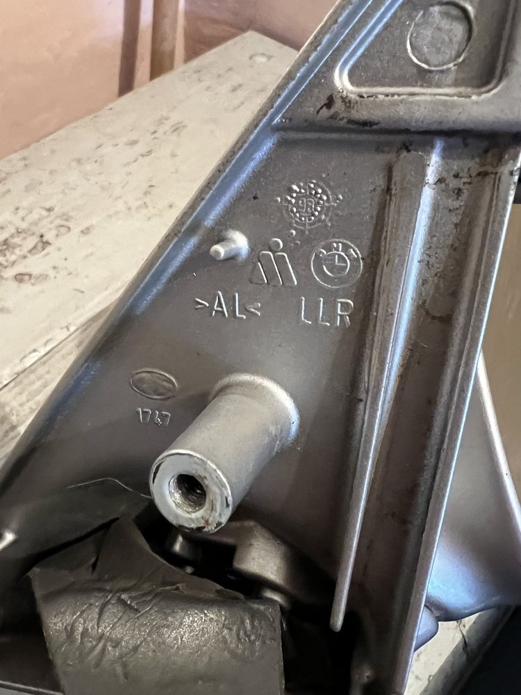 Listwy boczne BMW E39 M5 Lusterka Europa