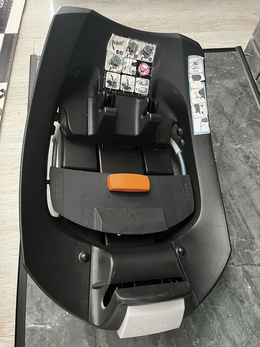 Fotelik samochodowy nosidełko Cybex Aton 5 z bazą isofix!