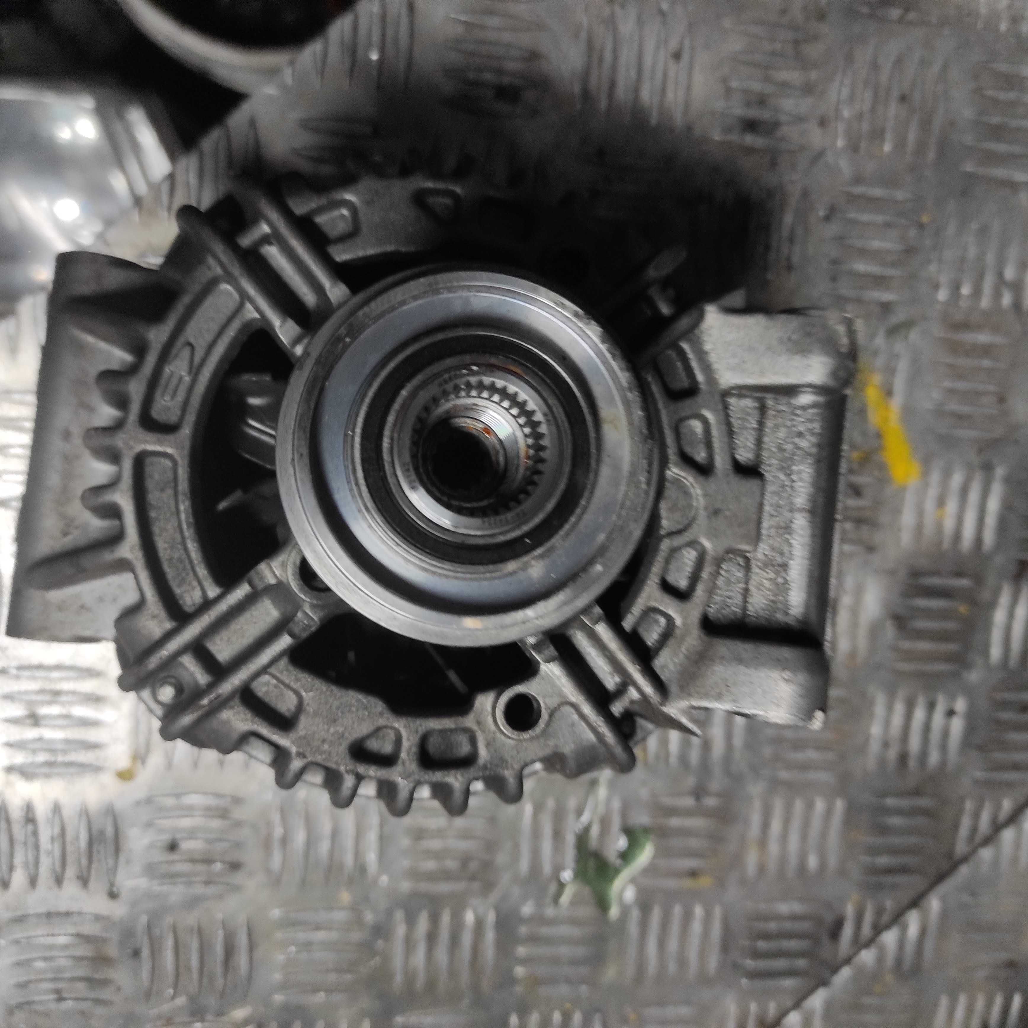 Alternator Renault Scenic I Lift Thalia   1,4 1,6  16 v  Bosch