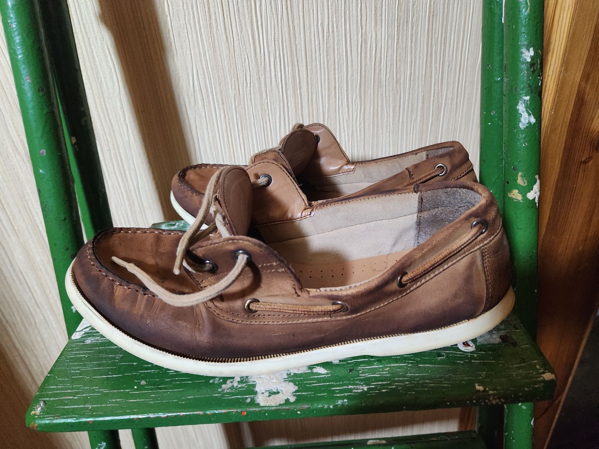 Продам мокасины 44и 42р.