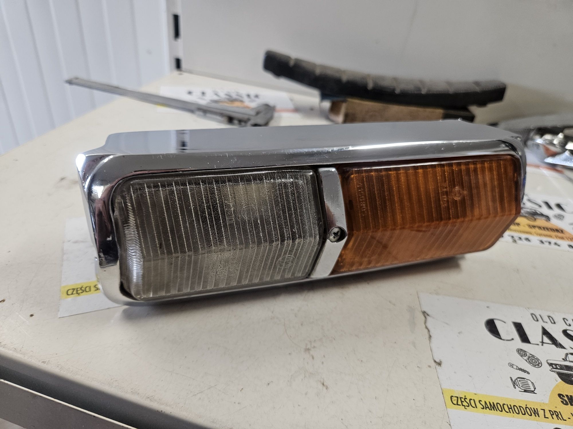 Kierunkowskaz pozycjokierunek  Kierunkowskaz  fiat 125p klasyk