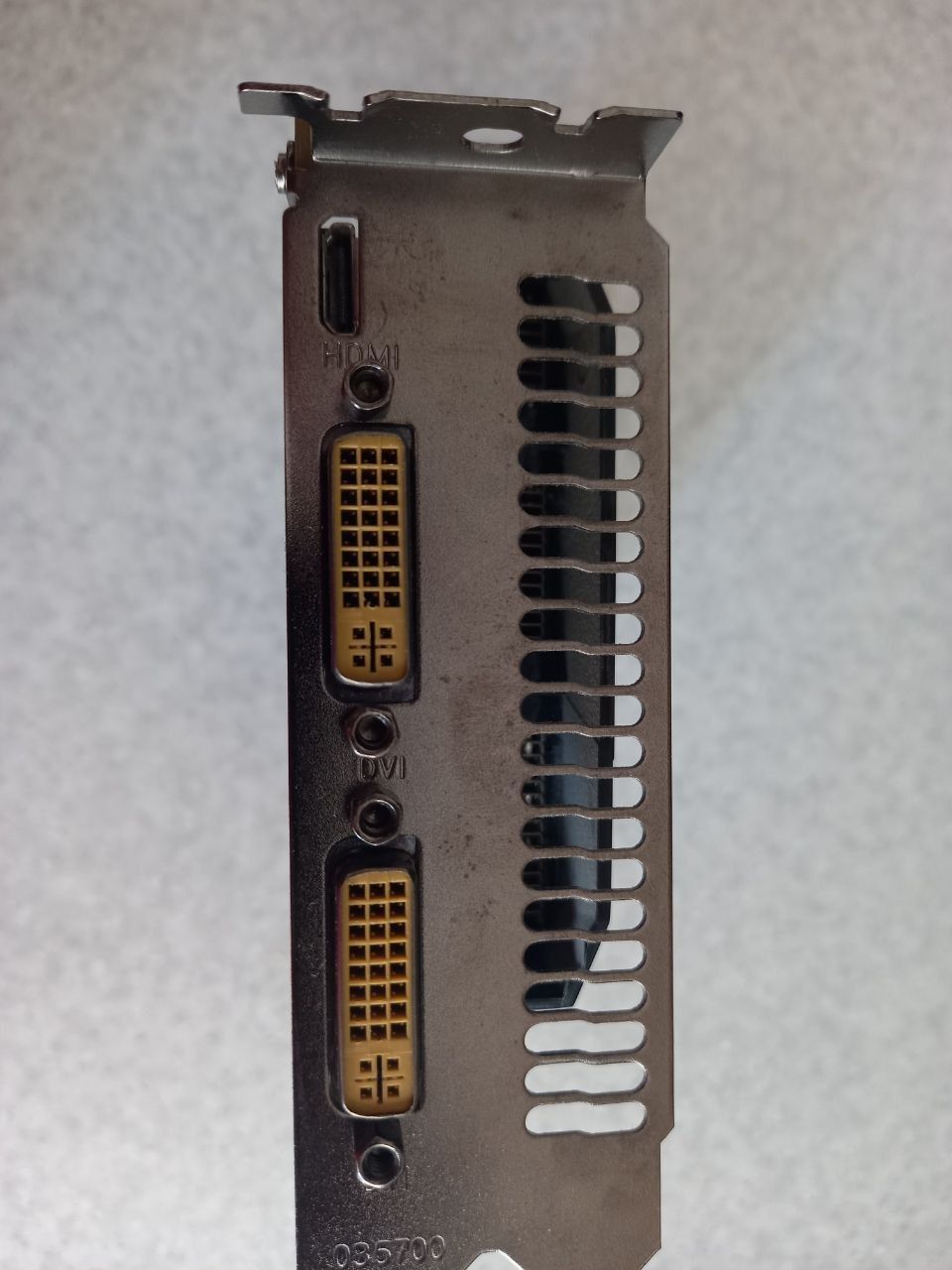 Видеокарта gtx 570 1280mb GDDR5 шина 320bit