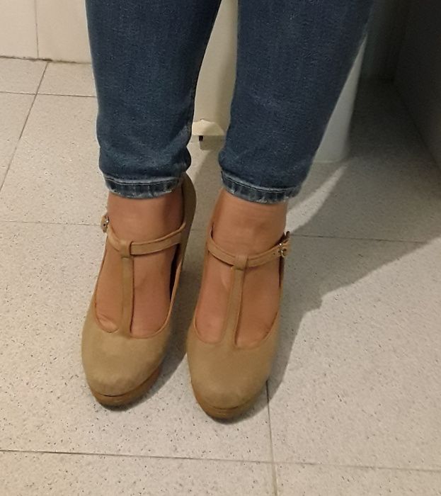 Sapatos Novos com salto compensado 8 cm - muito confortáveis