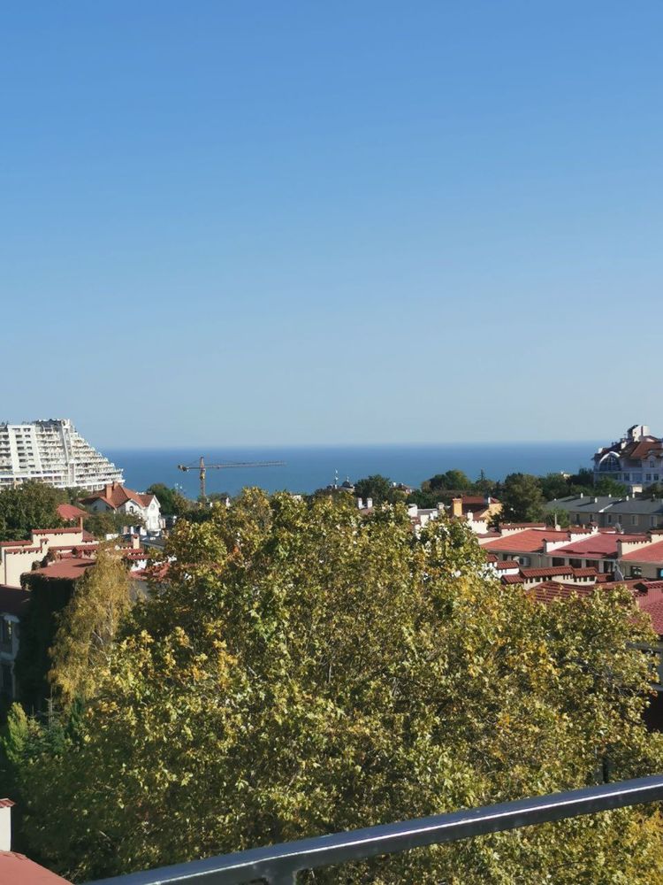 Пентхаус.Ремонт.Вид на море.Потолки 3,8 м! Терраса. Бомбоубежище.