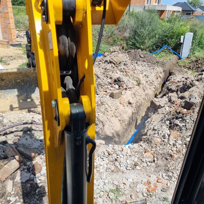 Usługi minikoparką ,roboty ziemne, instalacje elektryczne, fundamenty