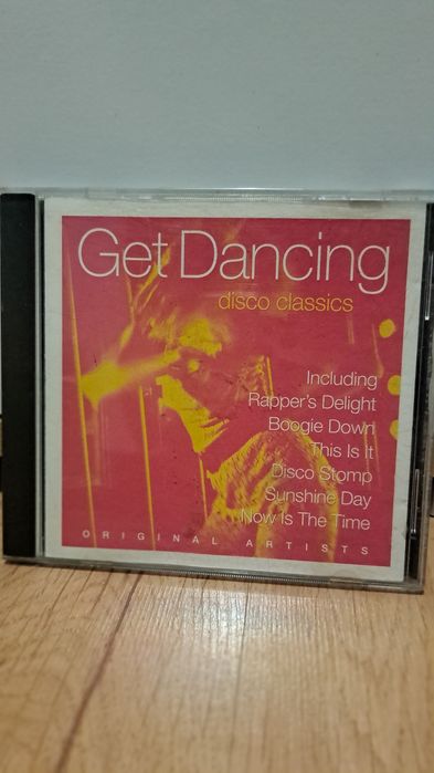 Get Dancing disco classics CD