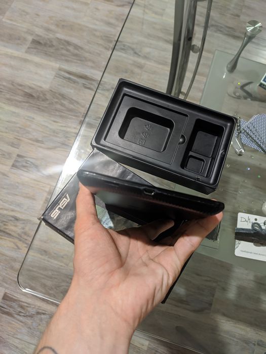 Asus memo pad планшет як на запчастини